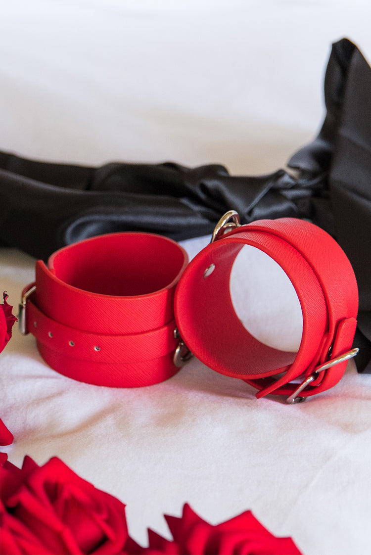 Chained Cuffs Red