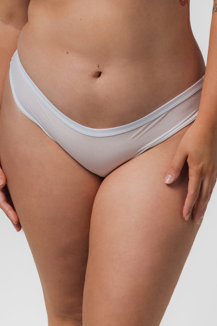 Sheer Essence Essential Mid Rise Panties White 3 Pack